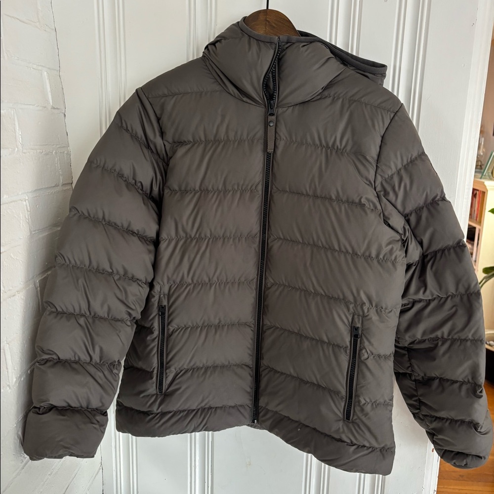 Helly Hansen Puffer Jacket Medium - image 1